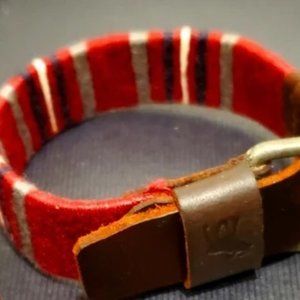 1 AF BRACELET BURGUNDY COLOR NWOT